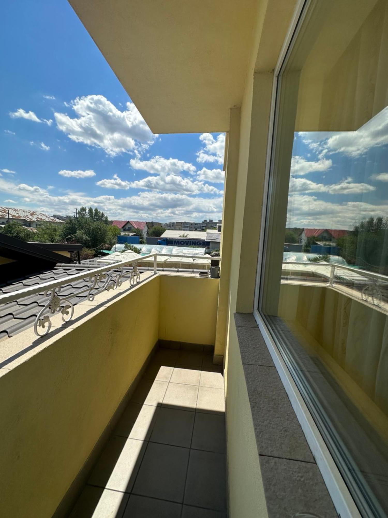 Cazare Arges Mall Piteşti Exterior foto